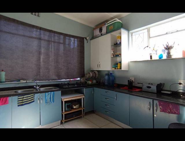 3 BEDROOM HOUSE FOR SALE IN KENSINGTON